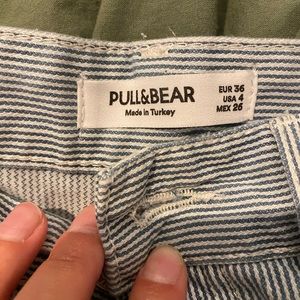 PULL & BEAR MINI SKIRT